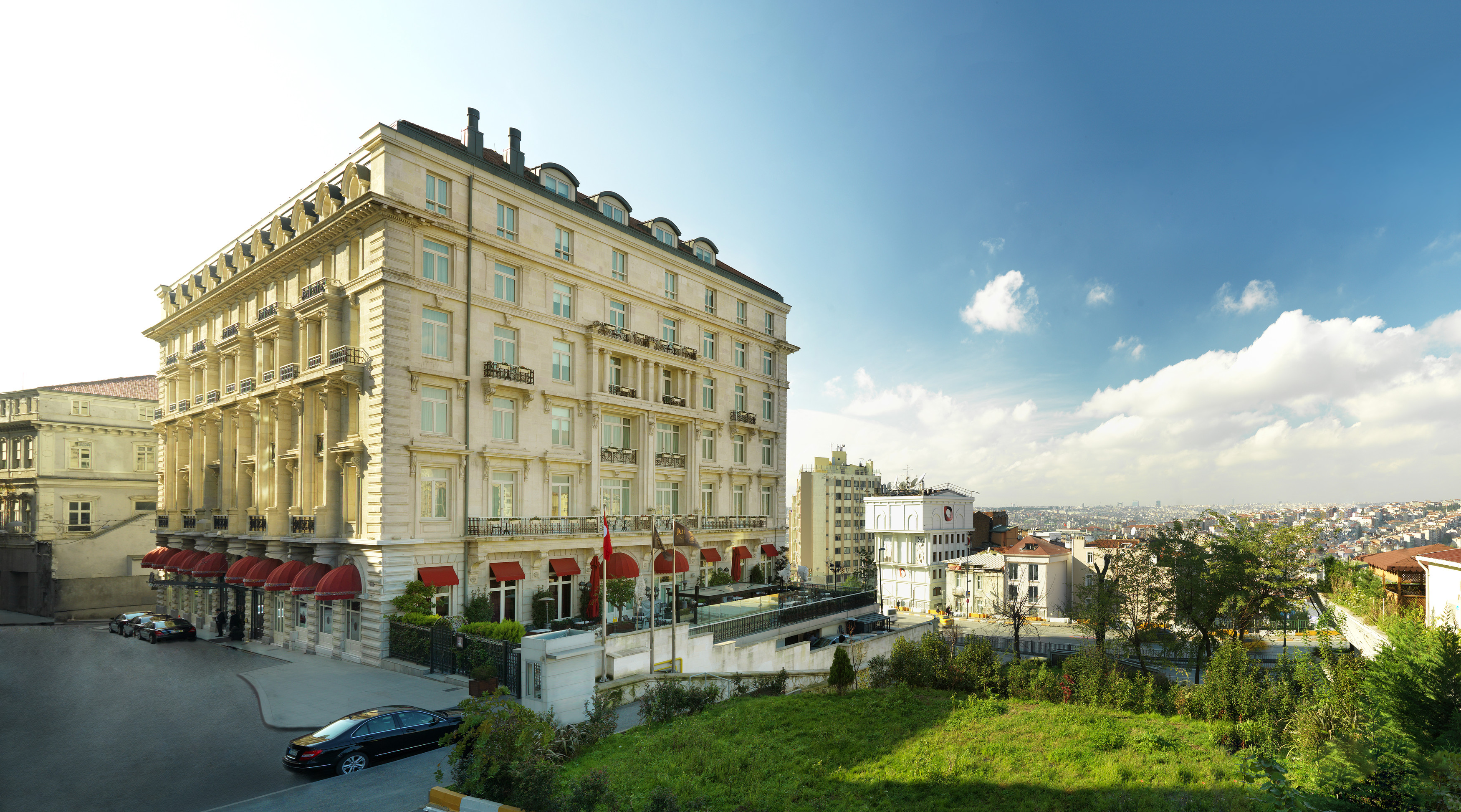 Palace hotel стамбула. Пера Палас Стамбул. Отель Стамбула Pera. Pera Palace Hotel 5 Стамбул.