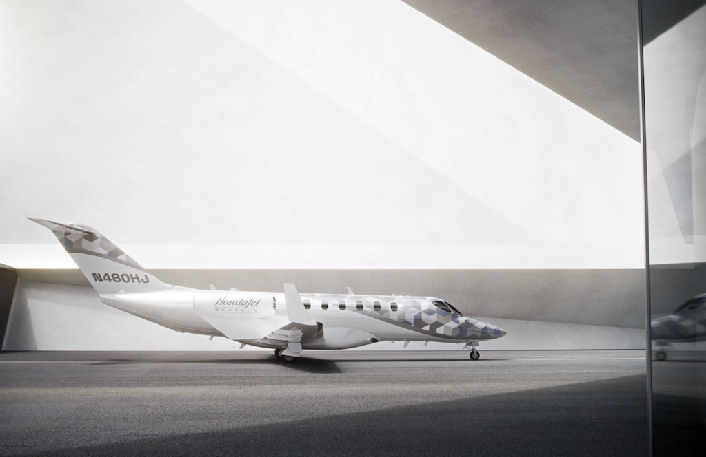 01_honda-jet-echelon-1697700150.jpg