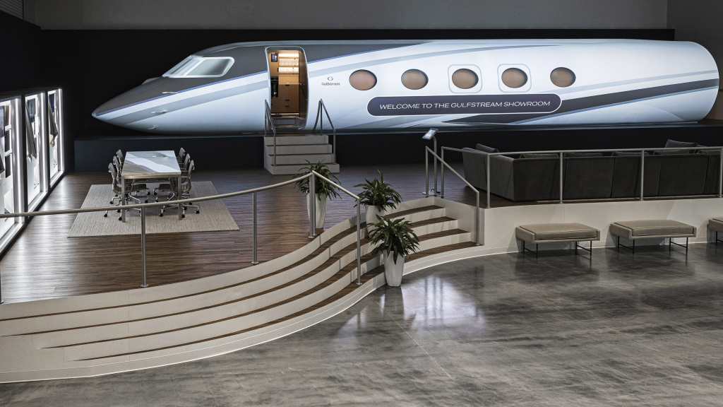 Gulfstream-Expands-Savannah-Customer-Showroom.202101006.jpg