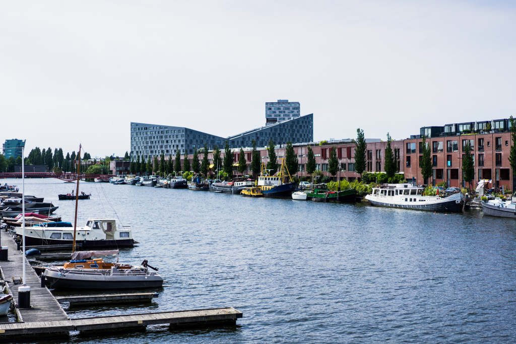 city-port-with-yachts-amsterdam.jpg